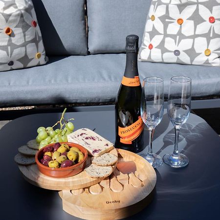 Elliot Oliver - 2 Bedroom Garden Apartment With Parking Cheltenham Esterno foto