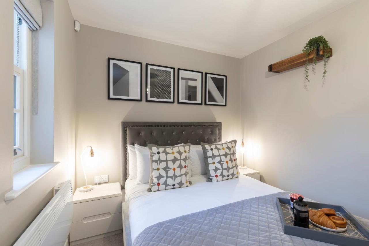 Elliot Oliver - 2 Bedroom Garden Apartment With Parking Cheltenham Esterno foto