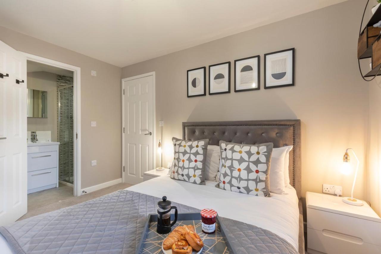 Elliot Oliver - 2 Bedroom Garden Apartment With Parking Cheltenham Esterno foto